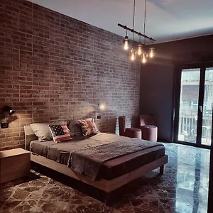 Bed & Breakfast The Loft 27, Bari